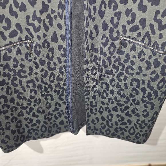 Tribal Black and Khaki Leopard Blazer - Picture 3 of 9